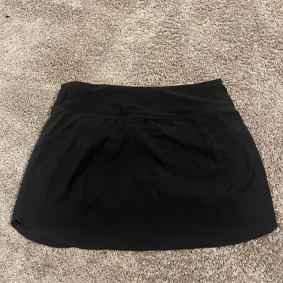 Black tennis skirt - Picture 3 of 3
